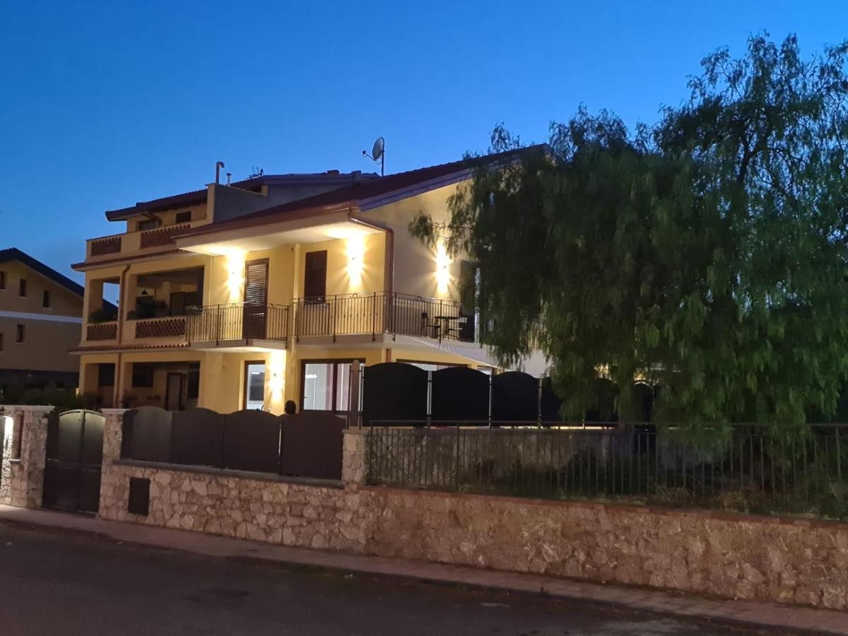 B&B Villa Chiara Bed And Breakfast Taormina Kültér fotó