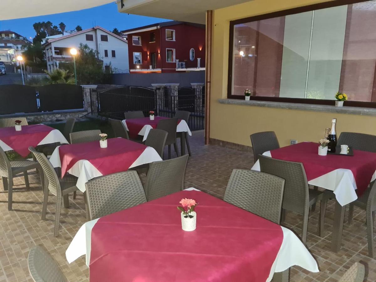 B&B Villa Chiara Bed And Breakfast Taormina Kültér fotó