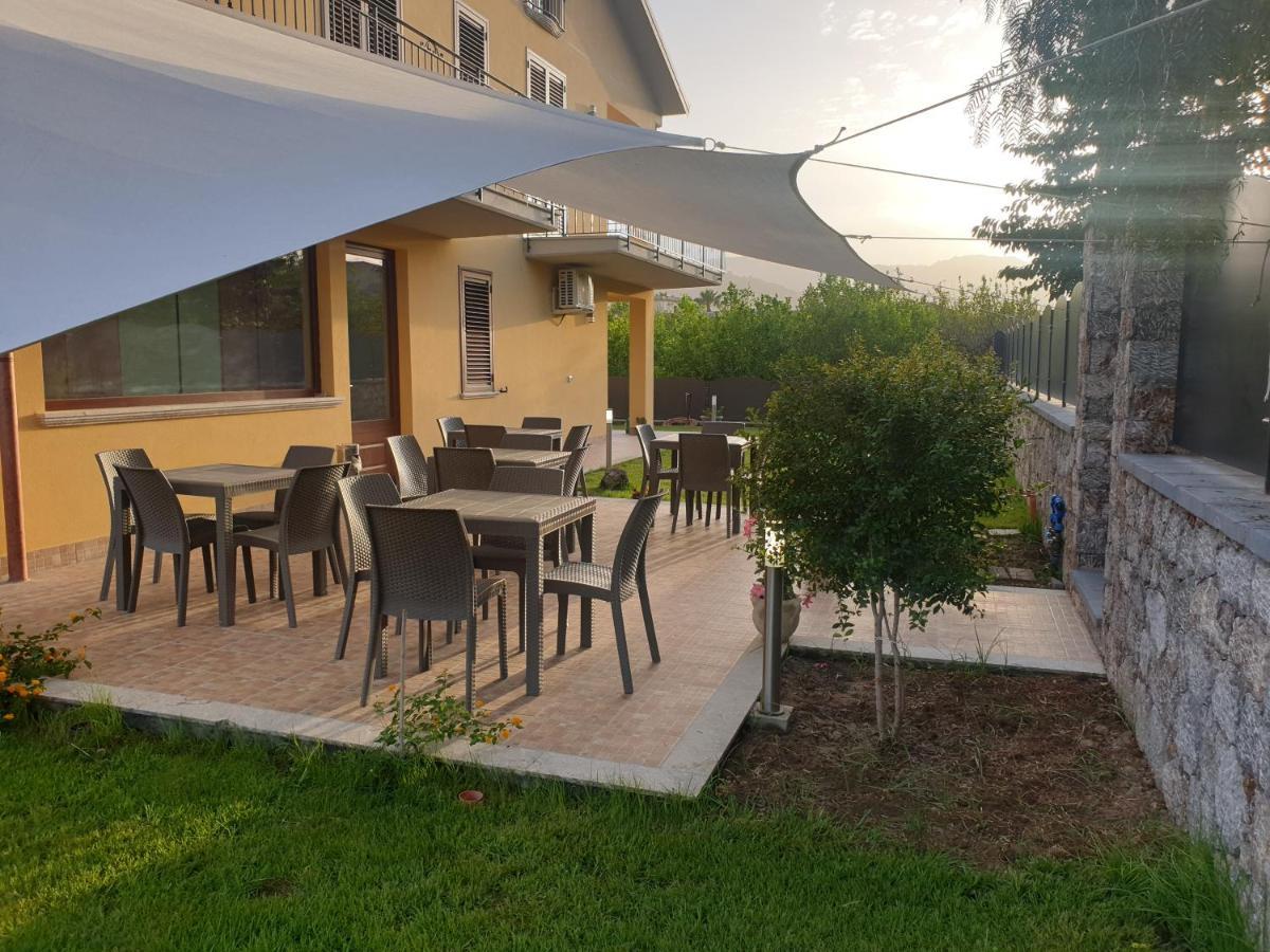 B&B Villa Chiara Bed And Breakfast Taormina Kültér fotó