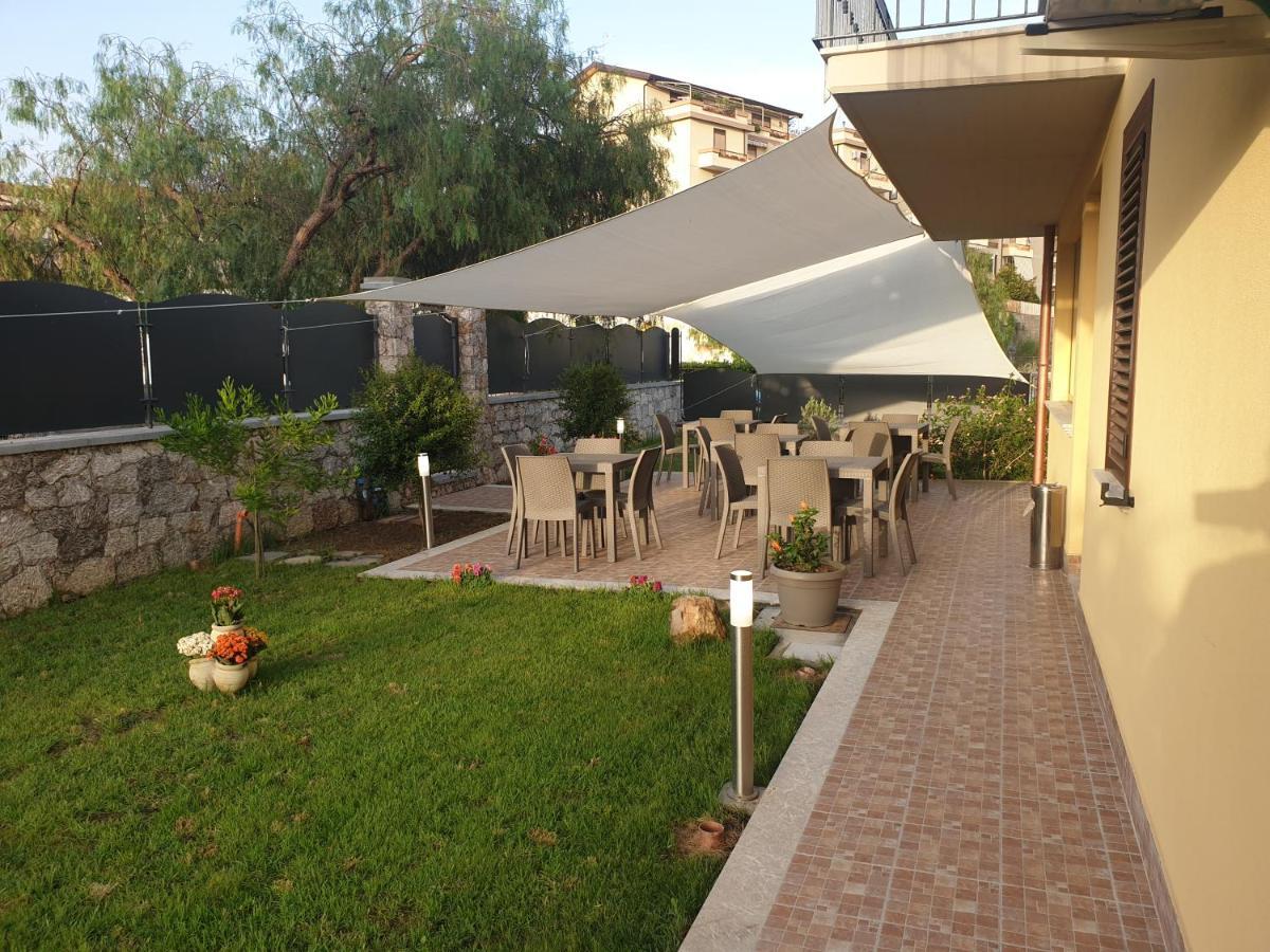 B&B Villa Chiara Bed And Breakfast Taormina Kültér fotó